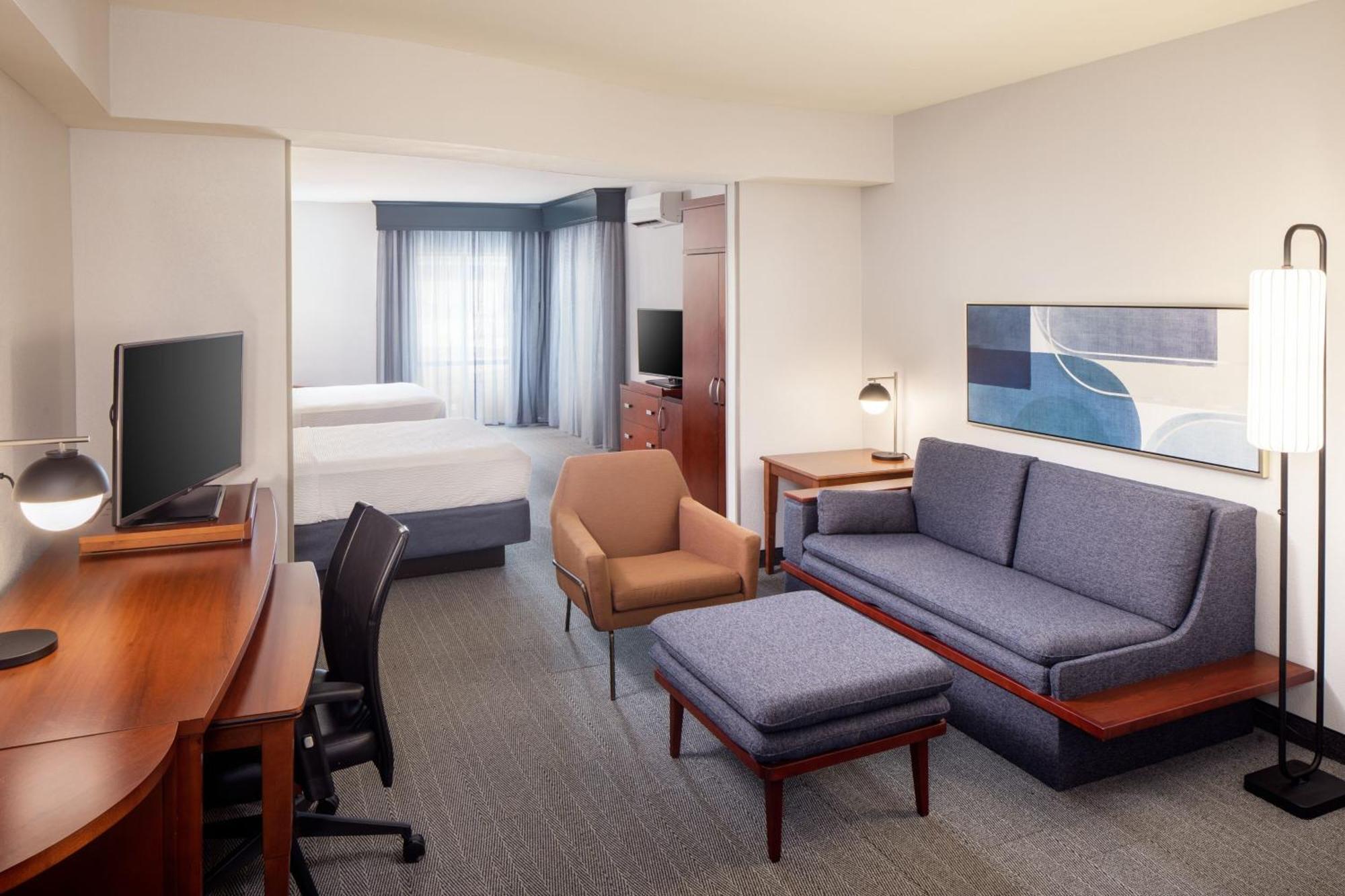 Hotel Courtyard By Marriott Charleston Downtown/Civic Center Extérieur photo